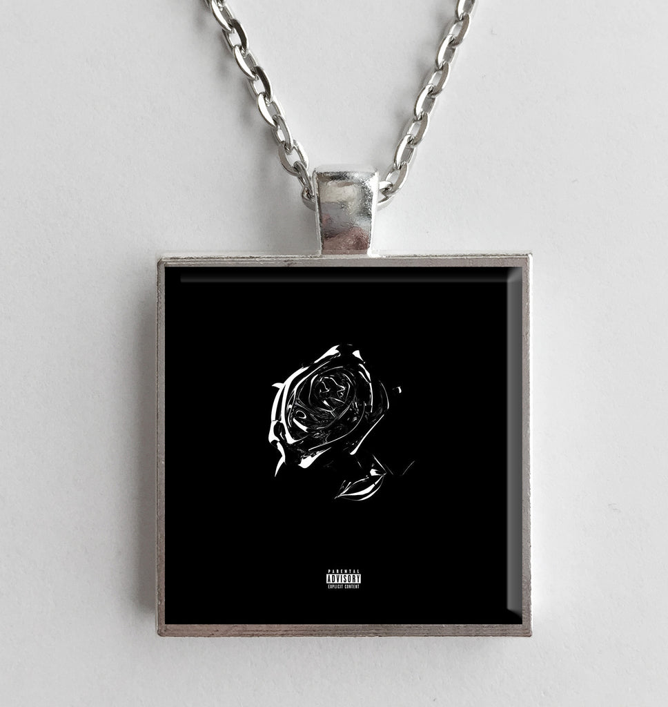 Pop Smoke - Shoot for the Stars, Aim for the Moon - Album Cover Art Pendant Necklace