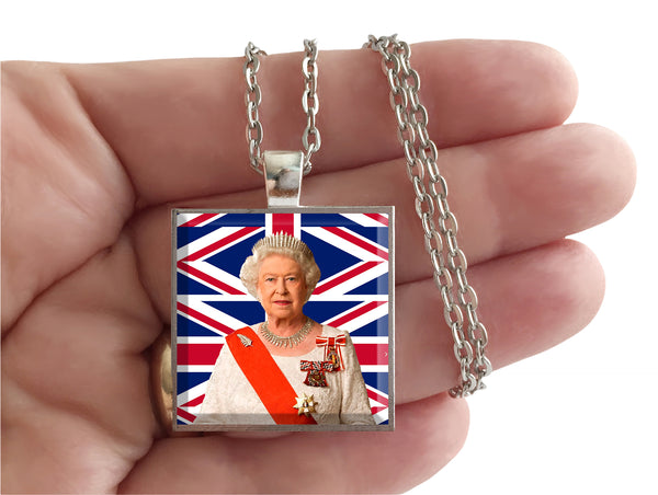 Queen Elizabeth II - Royal Pendant Necklace
