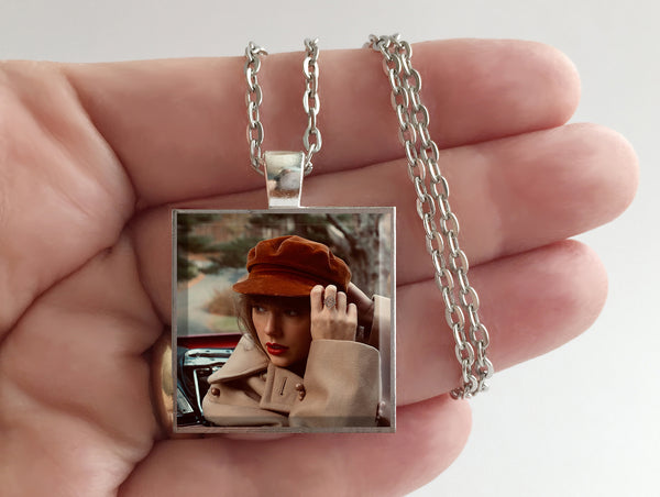 Taylor Swift - Red (Taylor's Version) - Album Cover Art Pendant Necklace