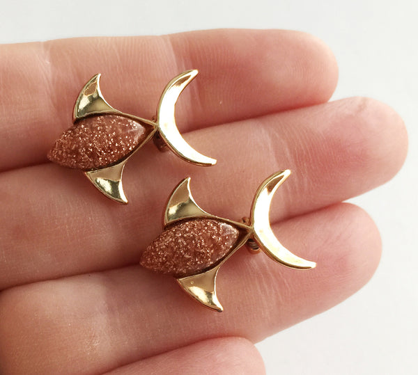 Vintage Pair of Two Small Fish Scatter Pins - Hollee